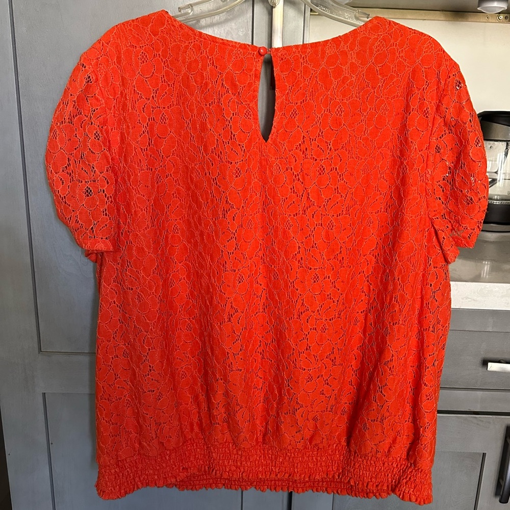 Top - Picture 2 of 6